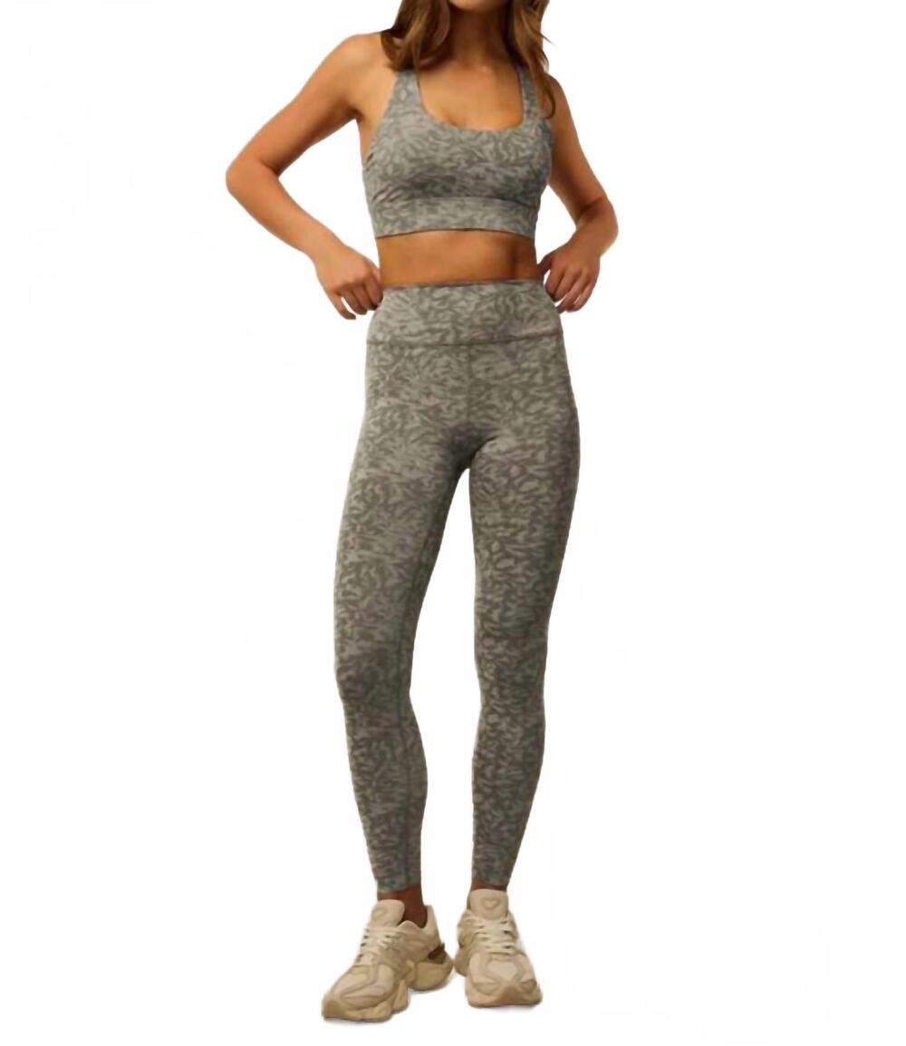 NEW GREYSON CLOTHIERS midas wolf jacquard legging in clay multi